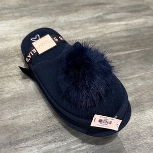 NEW Victoria's Secret Dark Blue Slippers with Fluffy Pom